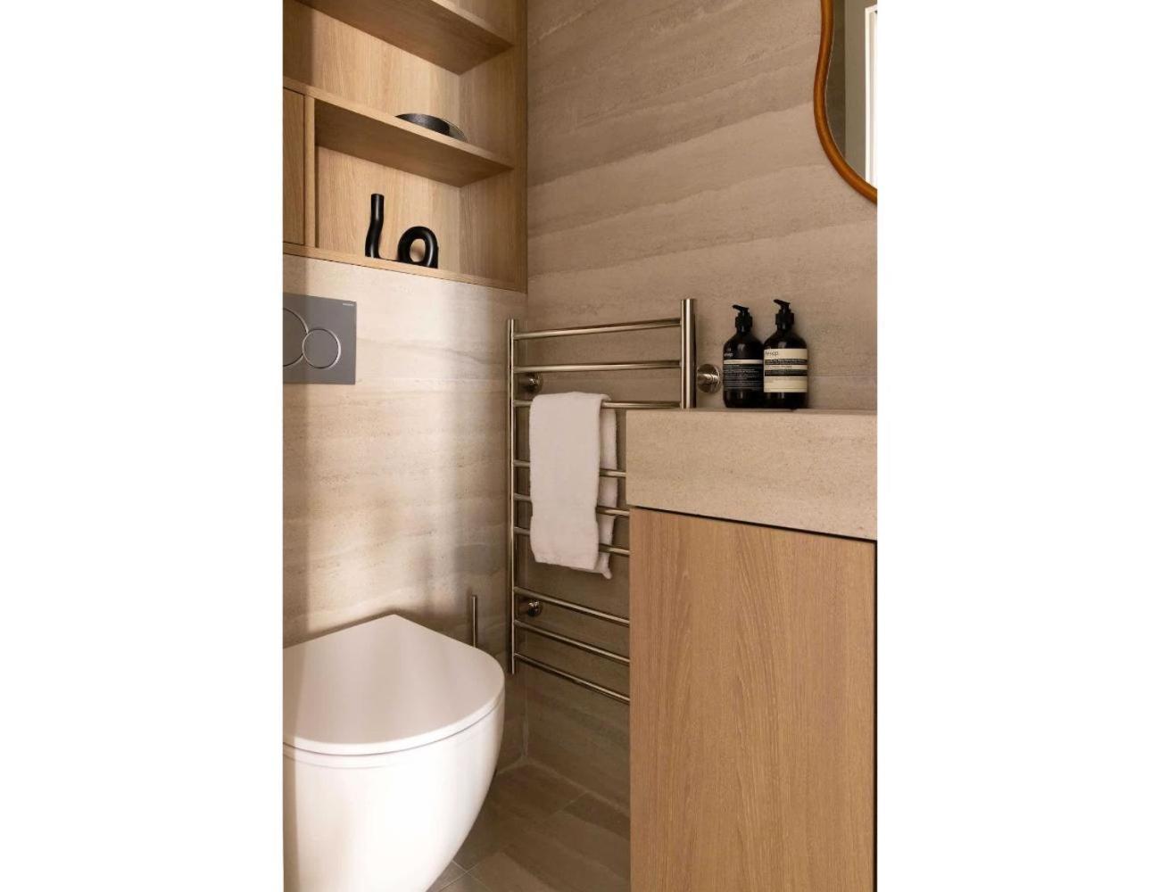 Elegant Apartment- 2br-6p- Le Marais * Parijs